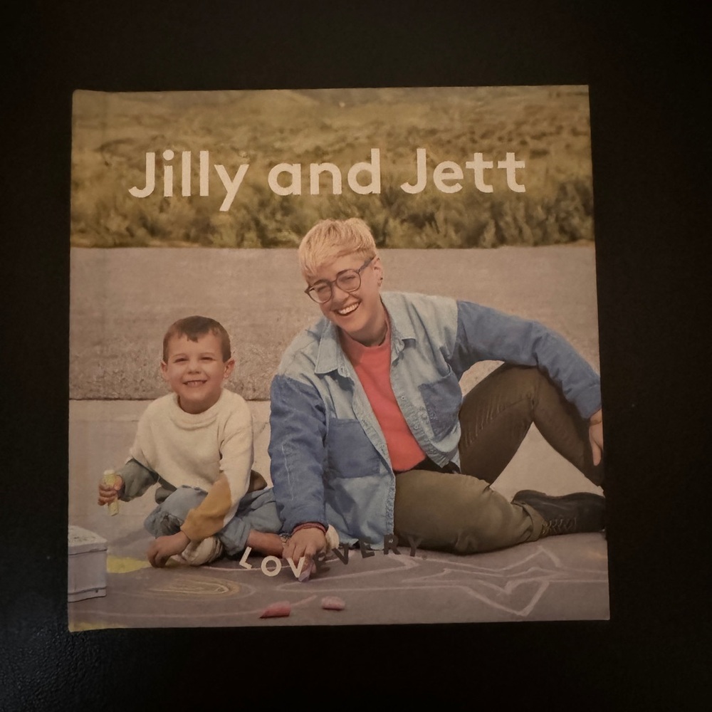 Lovevery Jilly and Jett Book